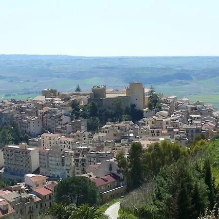 Grande Borgo *