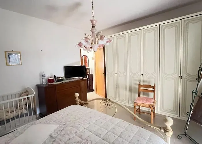 Grande Borgo بيت للعطل Salemi