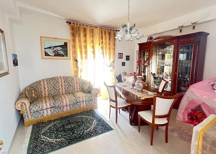 Grande Borgo بيت للعطل